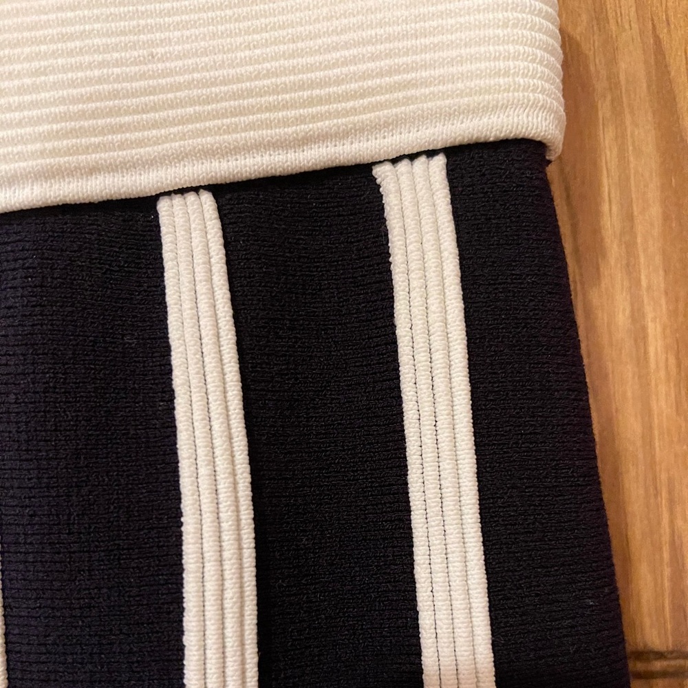 Ann Taylor Navy Blue & White Stipe Pencil Skirt - Picture 3 of 4